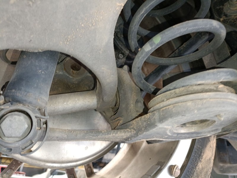 Recambio de mangueta trasera izquierda para audi a6 c7 (4g2, 4gc) 2.0 tdi referencia OEM IAM   