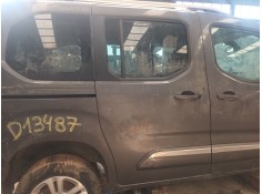 PUERTA LATERAL CORREDERA DERECHA 