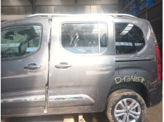 PUERTA LATERAL CORREDERA IZQUIERDA 