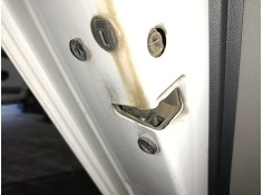 CERRADURA PUERTA TRASERA IZQUIERDA 