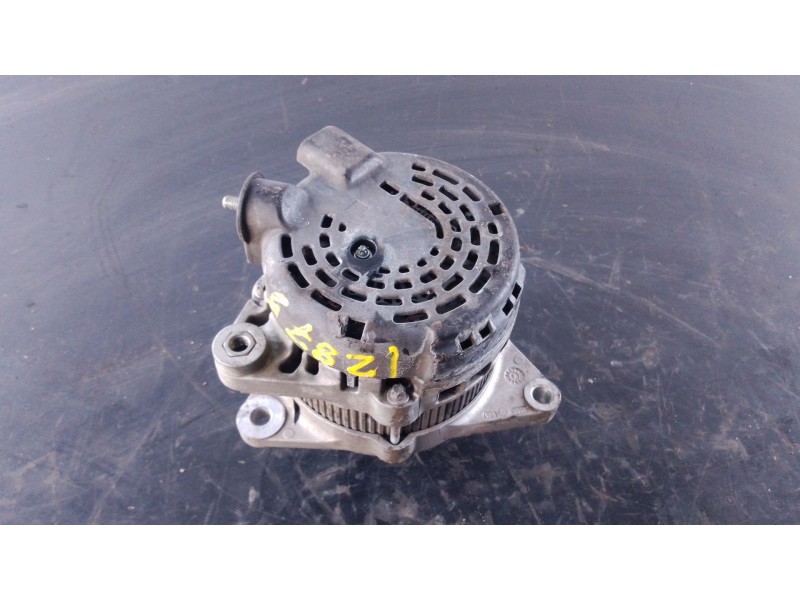 Recambio de alternador para kia carens iv van (a4) crdi referencia OEM IAM   