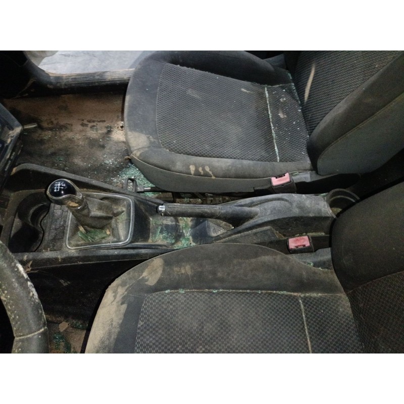 Recambio de consola central para seat ibiza iv (6j5, 6p1) 1.2 tsi referencia OEM IAM   