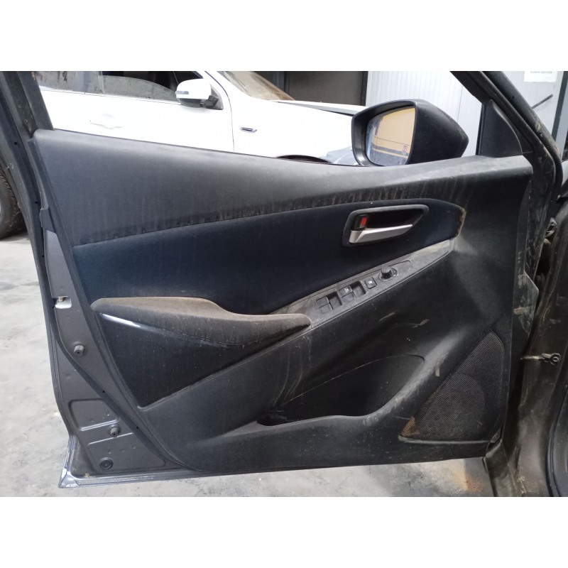 Recambio de guarnecido puerta delantera izquierda para mazda 2 hatchback (dl, dj) 1.5 skyactiv-g referencia OEM IAM   