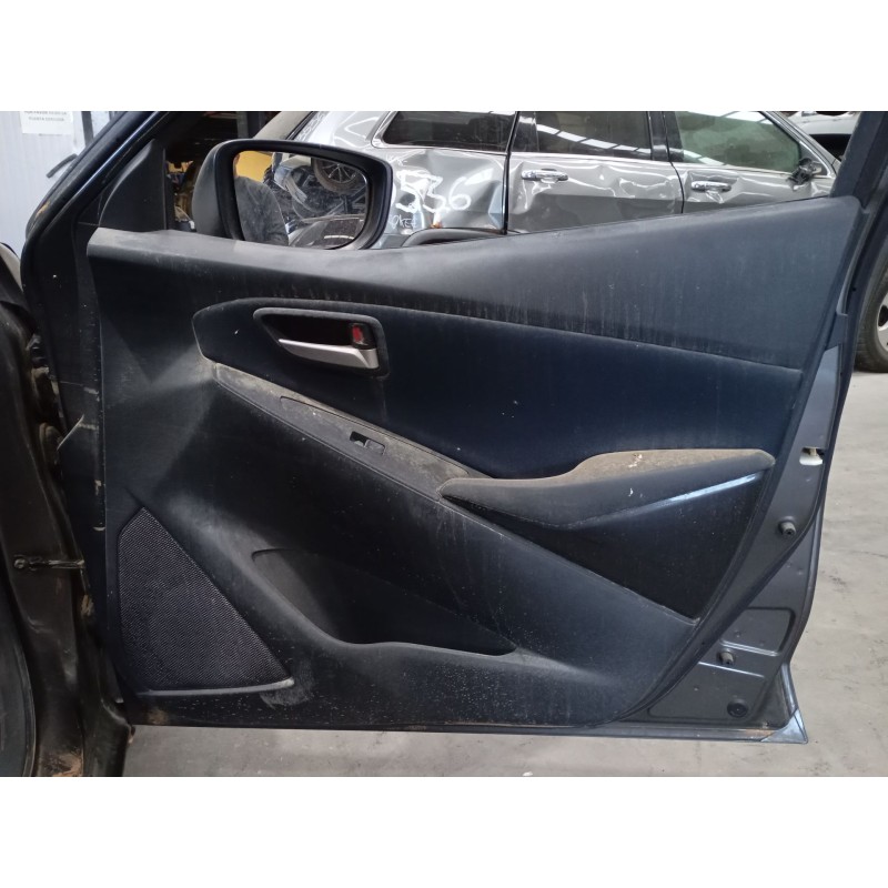 Recambio de guarnecido puerta delantera derecha para mazda 2 hatchback (dl, dj) 1.5 skyactiv-g referencia OEM IAM   