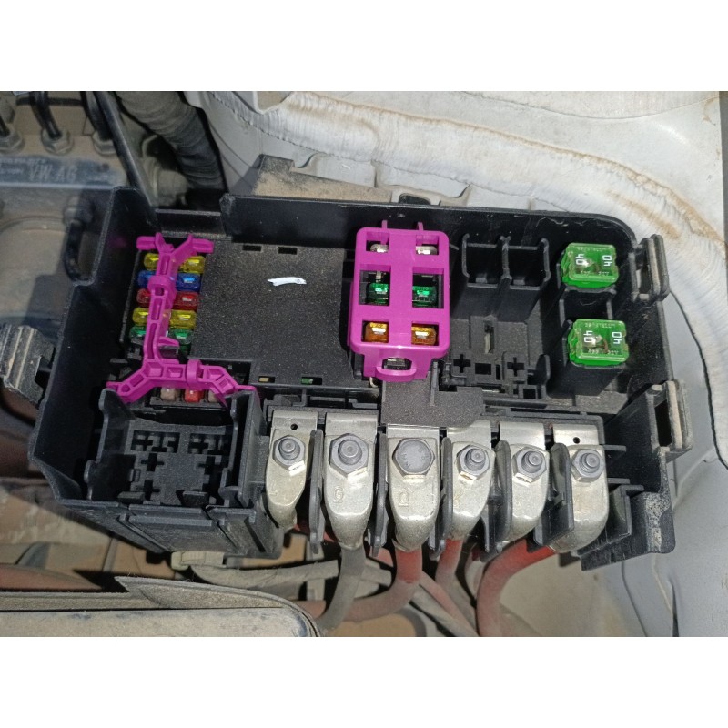 Recambio de caja reles / fusibles para seat ibiza iv (6j5, 6p1) 1.2 tsi referencia OEM IAM   