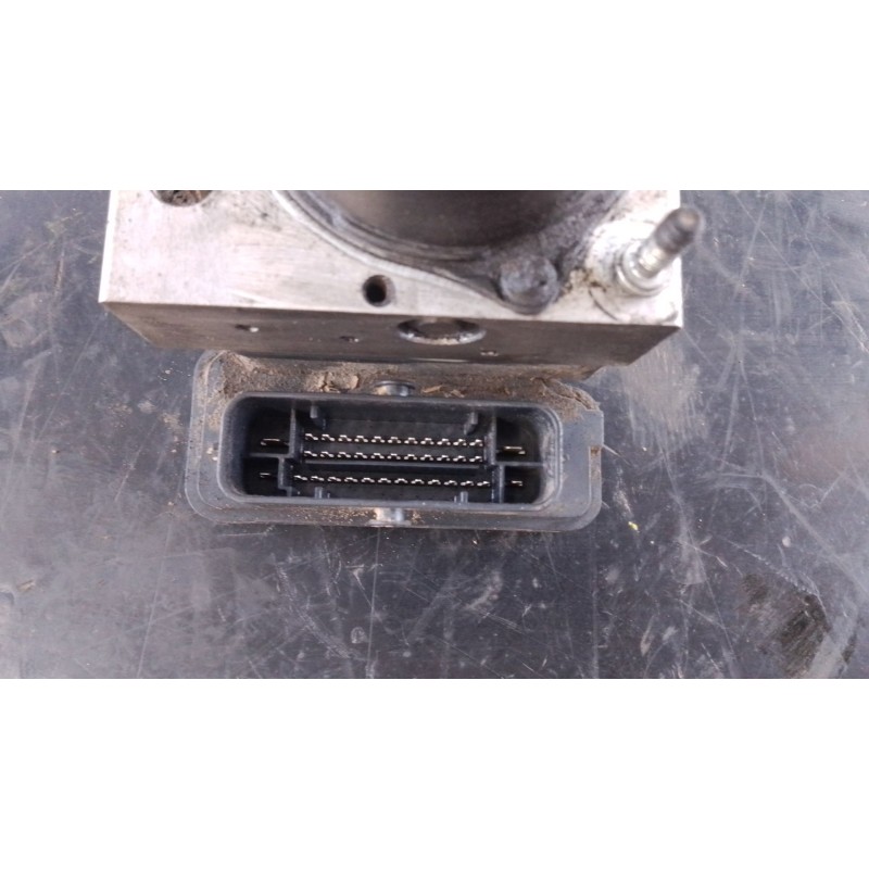 Recambio de abs para iveco daily vi caja/chasis 33s15, 35s15, 35c15 referencia OEM IAM 5801815699 0265243239 