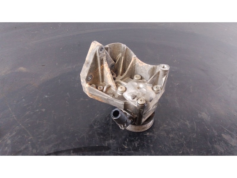 Recambio de bomba direccion para iveco daily vi caja/chasis 33s15, 35s15, 35c15 referencia OEM IAM   