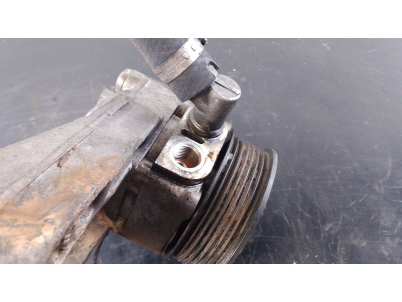 Recambio de bomba direccion para iveco daily vi caja/chasis 33s15, 35s15, 35c15 referencia OEM IAM   