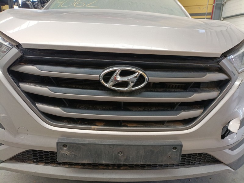 Recambio de rejilla delantera para hyundai tucson (tl, tle) 1.7 crdi referencia OEM IAM   