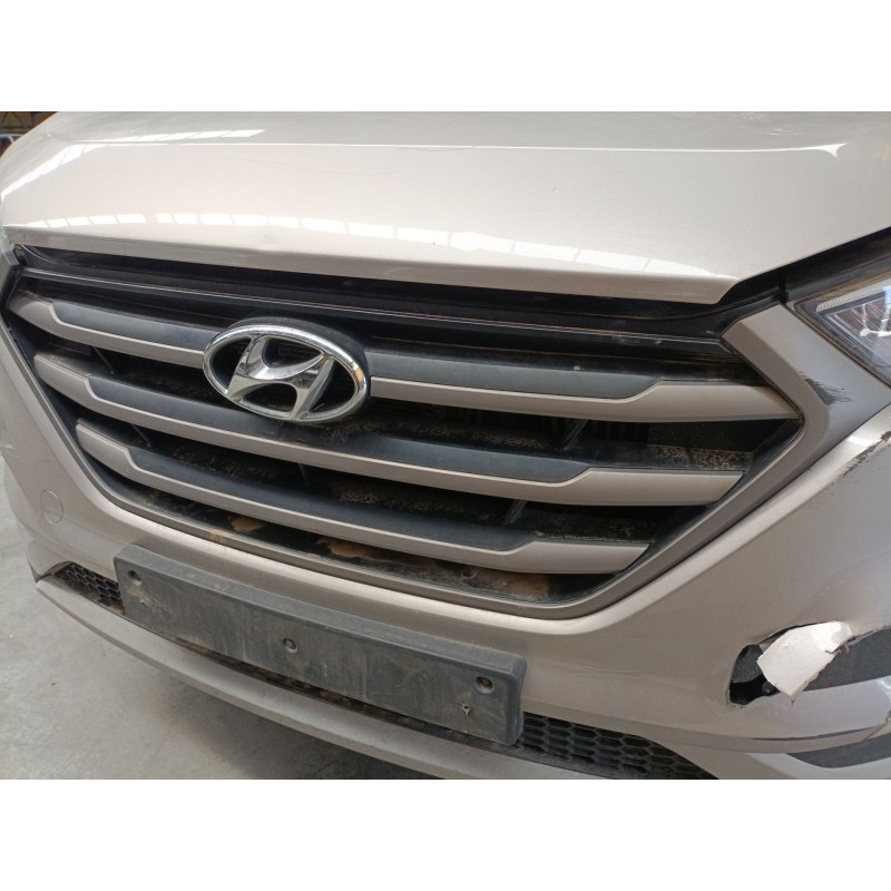 Recambio de rejilla delantera para hyundai tucson (tl, tle) 1.7 crdi referencia OEM IAM   