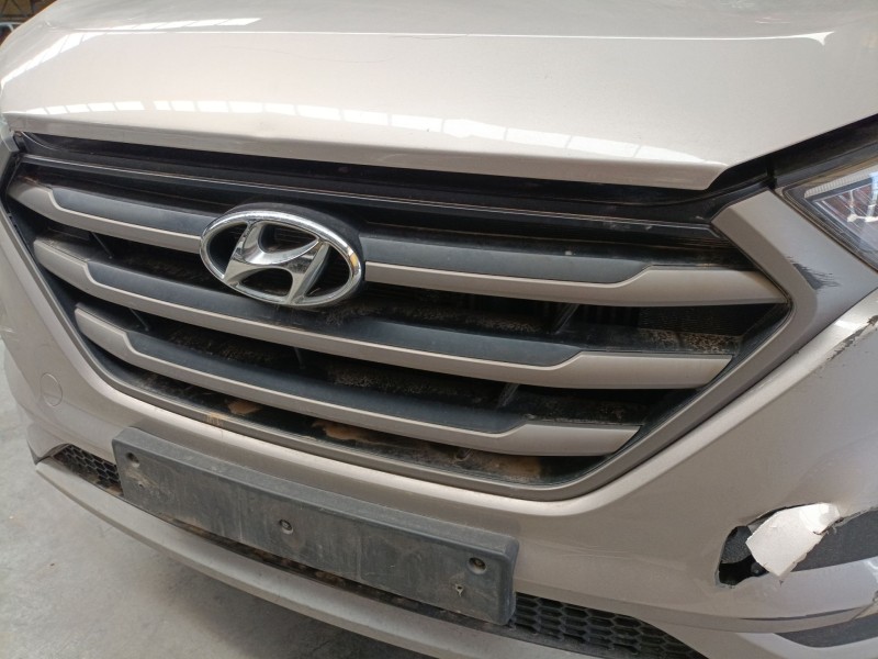 Recambio de rejilla delantera para hyundai tucson (tl, tle) 1.7 crdi referencia OEM IAM   