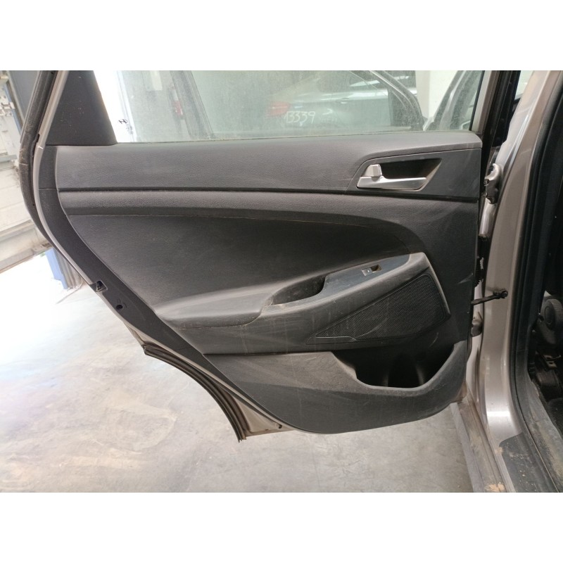 Recambio de guarnecido puerta trasera izquierda para hyundai tucson (tl, tle) 1.7 crdi referencia OEM IAM   