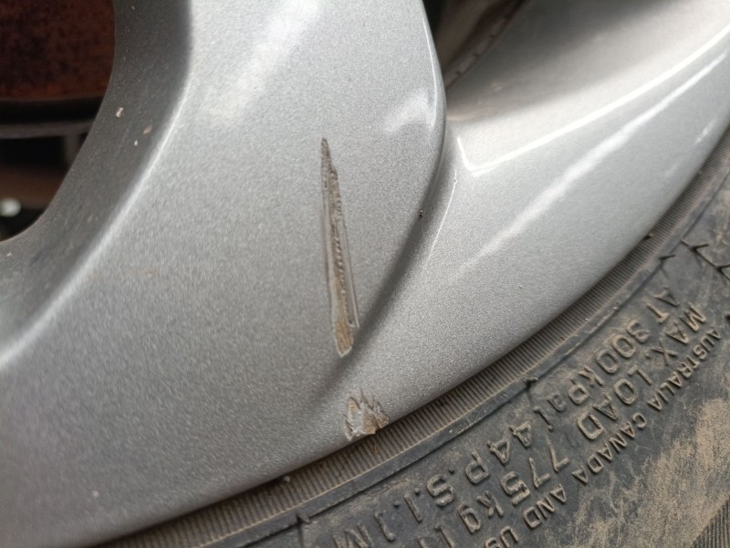 Recambio de llanta para hyundai tucson (tl, tle) 1.7 crdi referencia OEM IAM 225/60/17  