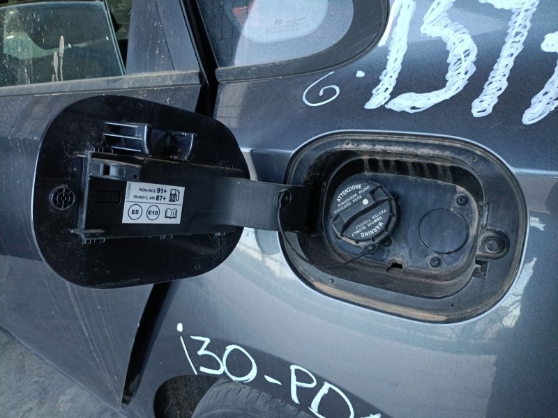 Recambio de tapa exterior combustible para hyundai i30 (pde, pd, pden) 1.0 t-gdi referencia OEM IAM   