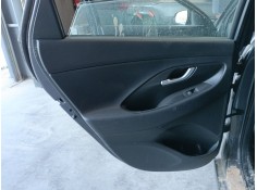 GUARNECIDO PUERTA TRASERA IZQUIERDA 