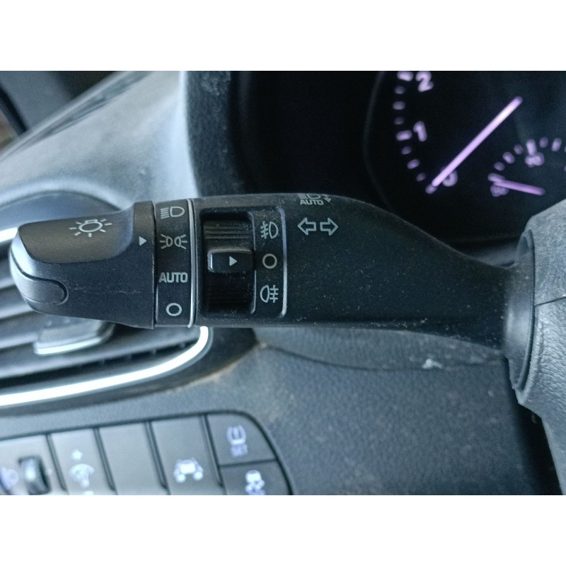 Recambio de mando intermitentes para hyundai i30 (pde, pd, pden) 1.0 t-gdi referencia OEM IAM   
