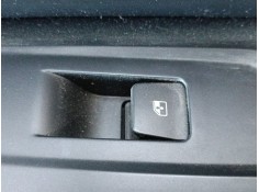 MANDO ELEVALUNAS DELANTERO DERECHO 