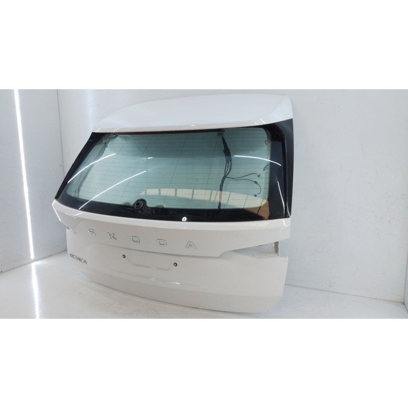 Recambio de porton trasero para skoda octavia iv combi (nx5, pv5) 2.0 tdi referencia OEM IAM   