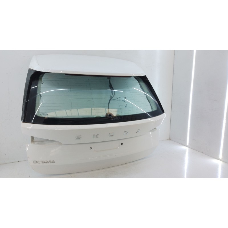 Recambio de porton trasero para skoda octavia iv combi (nx5, pv5) 2.0 tdi referencia OEM IAM   