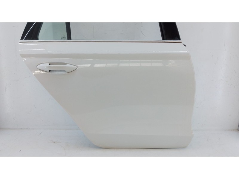 Recambio de puerta trasera derecha para skoda octavia iv combi (nx5, pv5) 2.0 tdi referencia OEM IAM   C1-A1-2