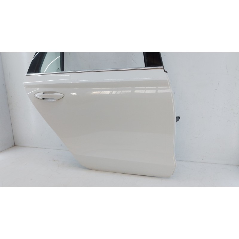 Recambio de puerta trasera derecha para skoda octavia iv combi (nx5, pv5) 2.0 tdi referencia OEM IAM   C1-A1-2