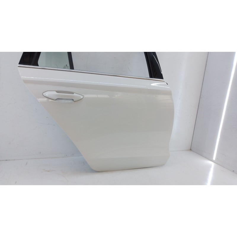 Recambio de puerta trasera derecha para skoda octavia iv combi (nx5, pv5) 2.0 tdi referencia OEM IAM   C1-A1-2