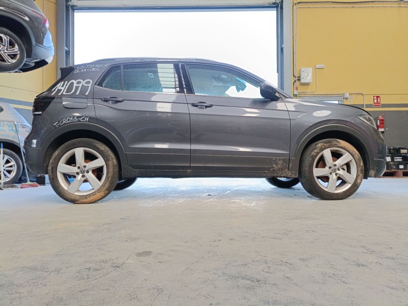 volkswagen t-cross (c11, d31) del año 2022