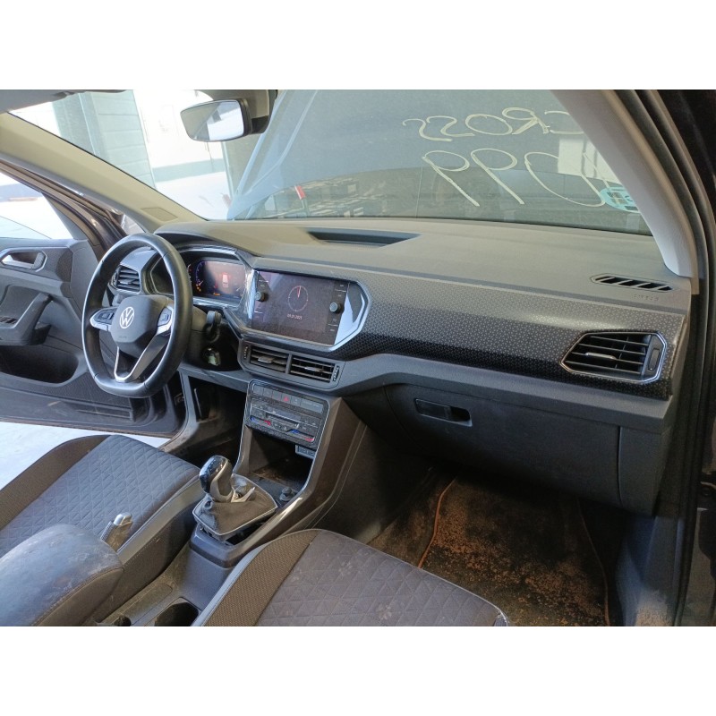 volkswagen t-cross (c11, d31) del año 2022