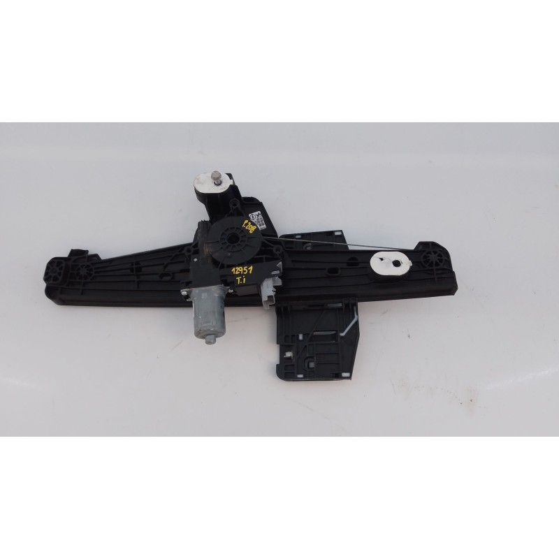 Recambio de elevalunas trasero izquierdo para peugeot 208 ii (ub_, up_, uw_, uj_) 1.2 puretech 100 referencia OEM IAM   