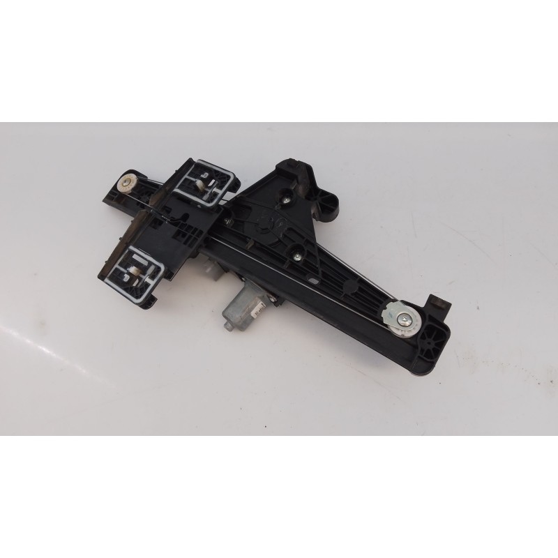 Recambio de elevalunas trasero izquierdo para peugeot 208 ii (ub_, up_, uw_, uj_) 1.2 puretech 100 referencia OEM IAM   