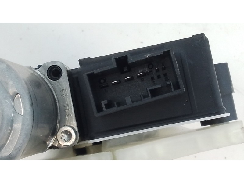 Recambio de elevalunas trasero izquierdo para volkswagen taigo (cs1) 1.0 tsi referencia OEM IAM   