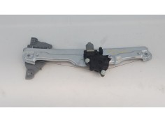 ELEVALUNAS TRASERO DERECHO 82460R2000 E2-B5-4-1