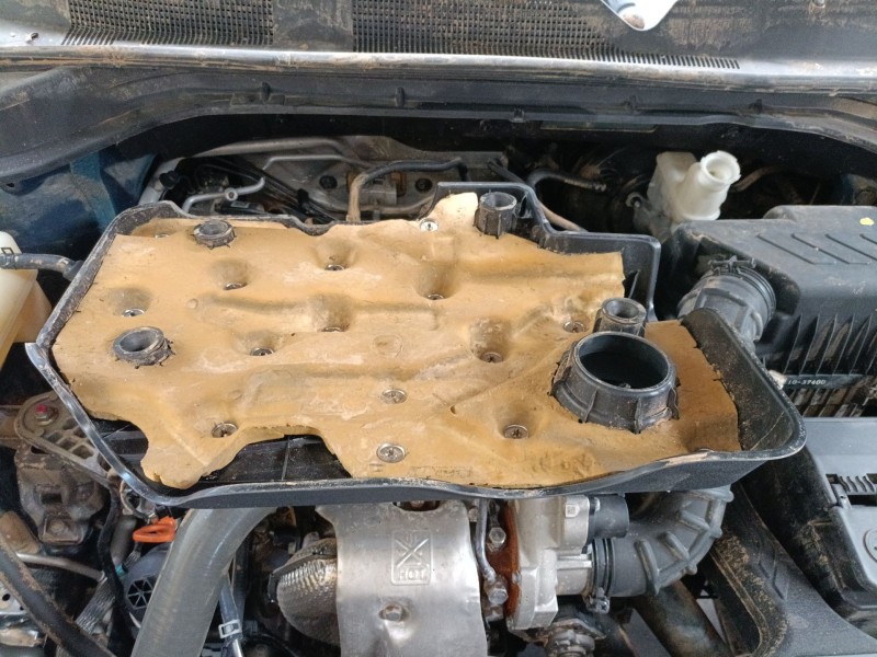 Recambio de tapa motor para ssangyong korando (c300) 1.5 e-xgdi referencia OEM IAM   