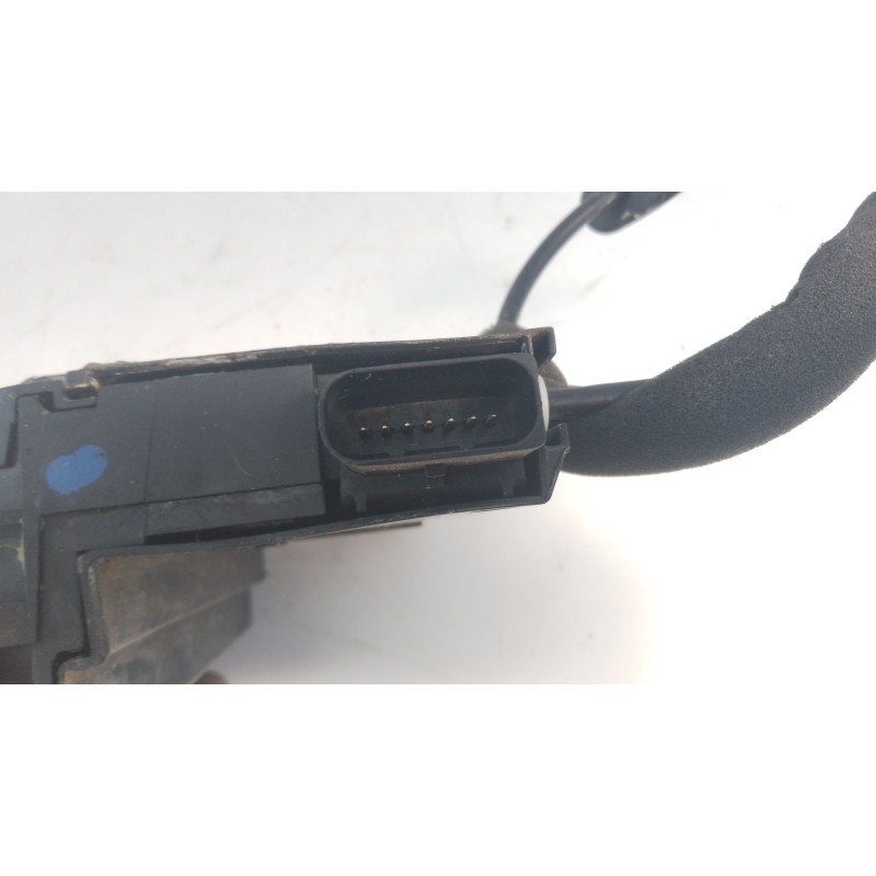 Recambio de cerradura puerta trasera izquierda para peugeot 308 active referencia OEM IAM   