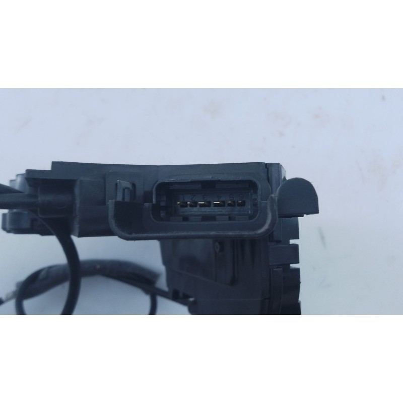 Recambio de cerradura puerta delantera derecha para opel vivaro b autobús (x82) 1.6 cdti (06) referencia OEM IAM   