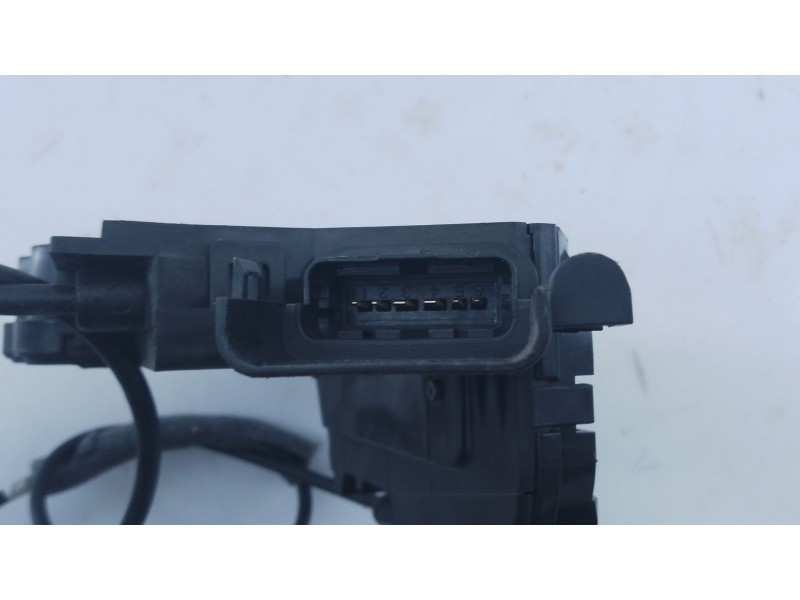 Recambio de cerradura puerta delantera derecha para opel vivaro b autobús (x82) 1.6 cdti (06) referencia OEM IAM   