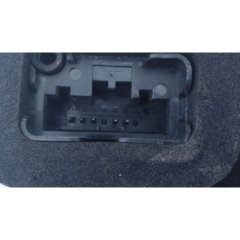 Recambio de cerradura puerta trasera izquierda para volkswagen taigo (cs1) 1.0 tsi referencia OEM IAM 10A839015B  