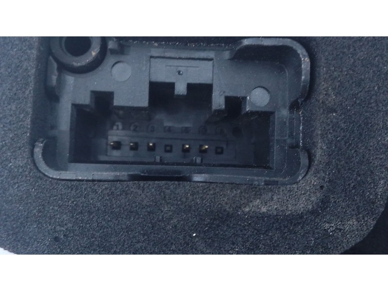 Recambio de cerradura puerta trasera izquierda para volkswagen taigo (cs1) 1.0 tsi referencia OEM IAM 10A839015B  