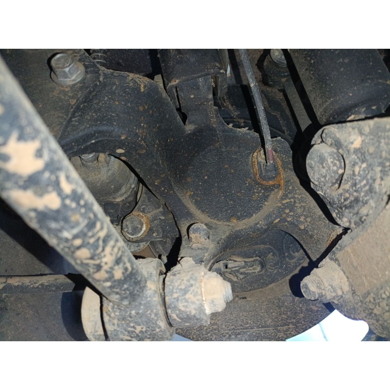 Recambio de mangueta trasera derecha para ssangyong korando (c300) 1.5 e-xgdi referencia OEM IAM   