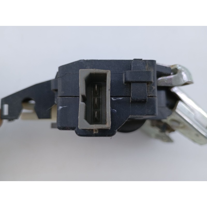 Recambio de cerradura maletero / porton para volkswagen passat lim. (362) advance bluemotion referencia OEM IAM 4F5827505D  