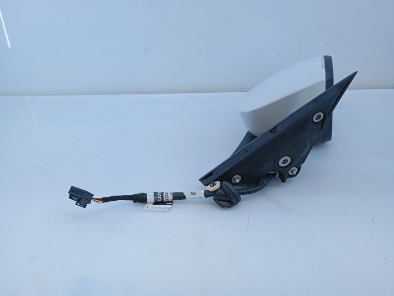 Recambio de retrovisor derecho electrico para skoda octavia iv combi (nx5, pv5) 2.0 tdi referencia OEM IAM 5E3857538  