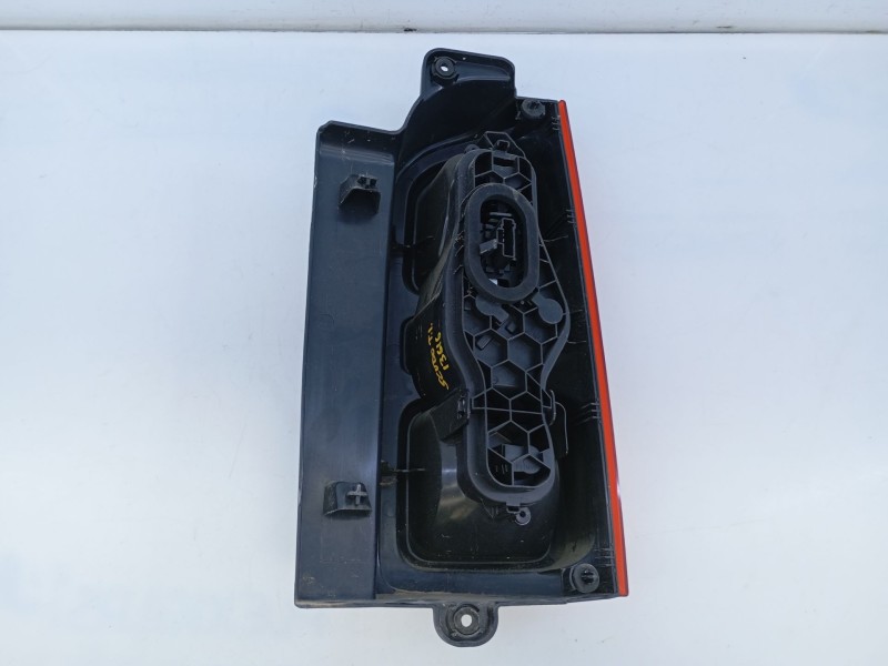 Recambio de piloto trasero izquierdo para fiat scudo furgoneta 2.0 multijet 145 (506) referencia OEM IAM   