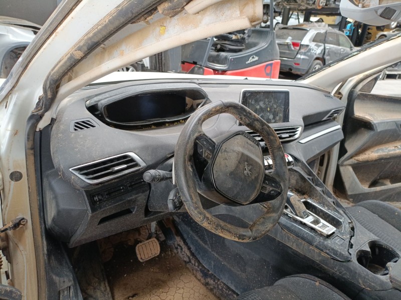 peugeot 3008 ii suv (mc_, mr_, mj_, m4_) del año 2020