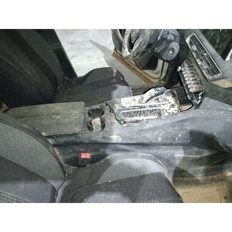 Recambio de consola central para peugeot 3008 ii suv (mc_, mr_, mj_, m4_) 1.5 bluehdi 130 referencia OEM IAM   