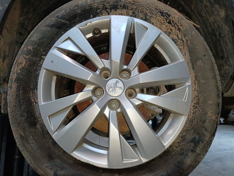 Recambio de llanta para peugeot 3008 ii suv (mc_, mr_, mj_, m4_) 1.5 bluehdi 130 referencia OEM IAM   