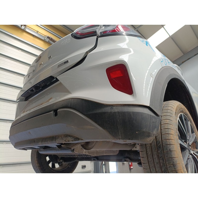 Recambio de paragolpes trasero para ford puma (j2k, cf7) 1.0 ecoboost mhev referencia OEM IAM   