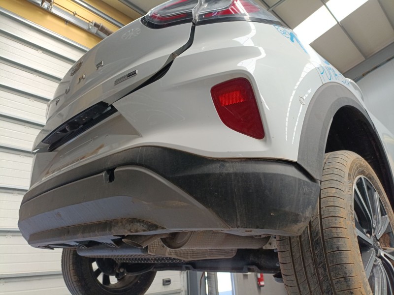 Recambio de paragolpes trasero para ford puma (j2k, cf7) 1.0 ecoboost mhev referencia OEM IAM   