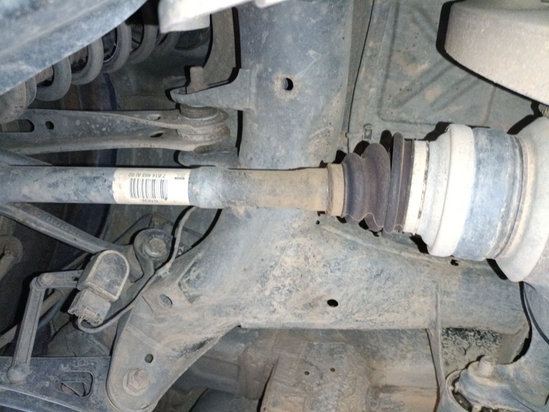 Recambio de transmision trasera izquierda para bmw x3 (f25) xdrive 20 d referencia OEM IAM 7614493  