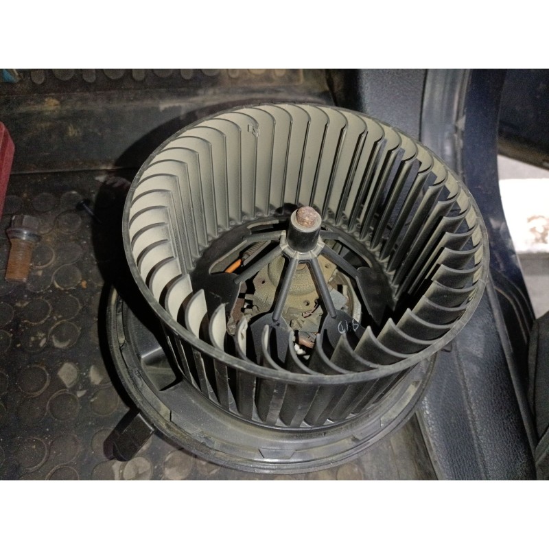 Recambio de ventilador calefaccion para bmw x3 (f25) xdrive 20 d referencia OEM IAM   