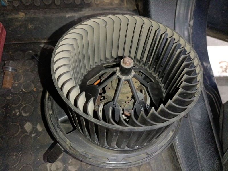 Recambio de ventilador calefaccion para bmw x3 (f25) xdrive 20 d referencia OEM IAM   